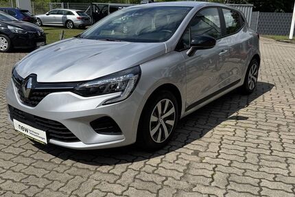 Renault Clio 26.900 km 15.470 &euro; Teterow 17166