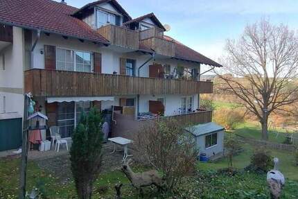 Attraktives Mietshaus in Viechtach! 2 zimmer