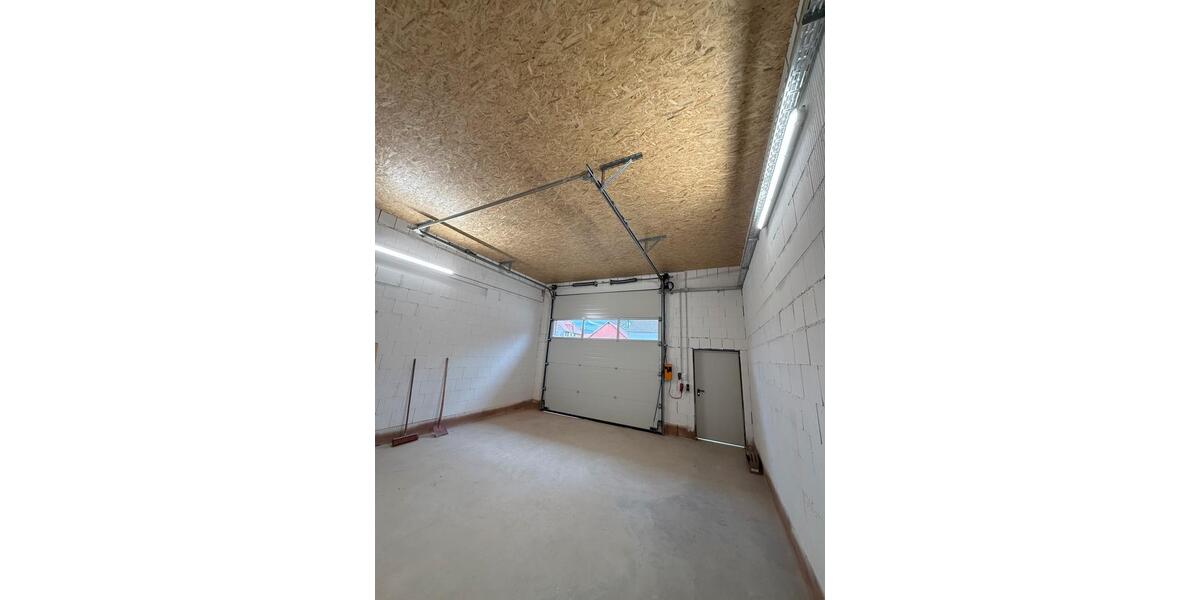 Gewerbeobjekt Volkmarsen - 700&euro; | Angebot:25843743