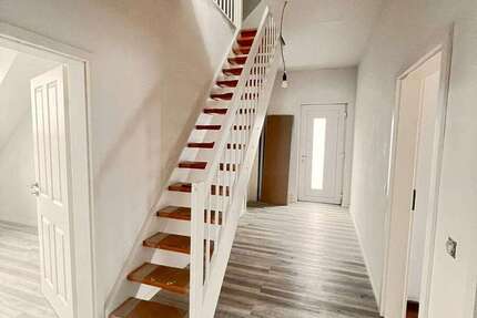 Wohnung Sömmerda - 3.5 Zimmer, 122 m&sup2;, 1.290&euro; | Angebot:25385540