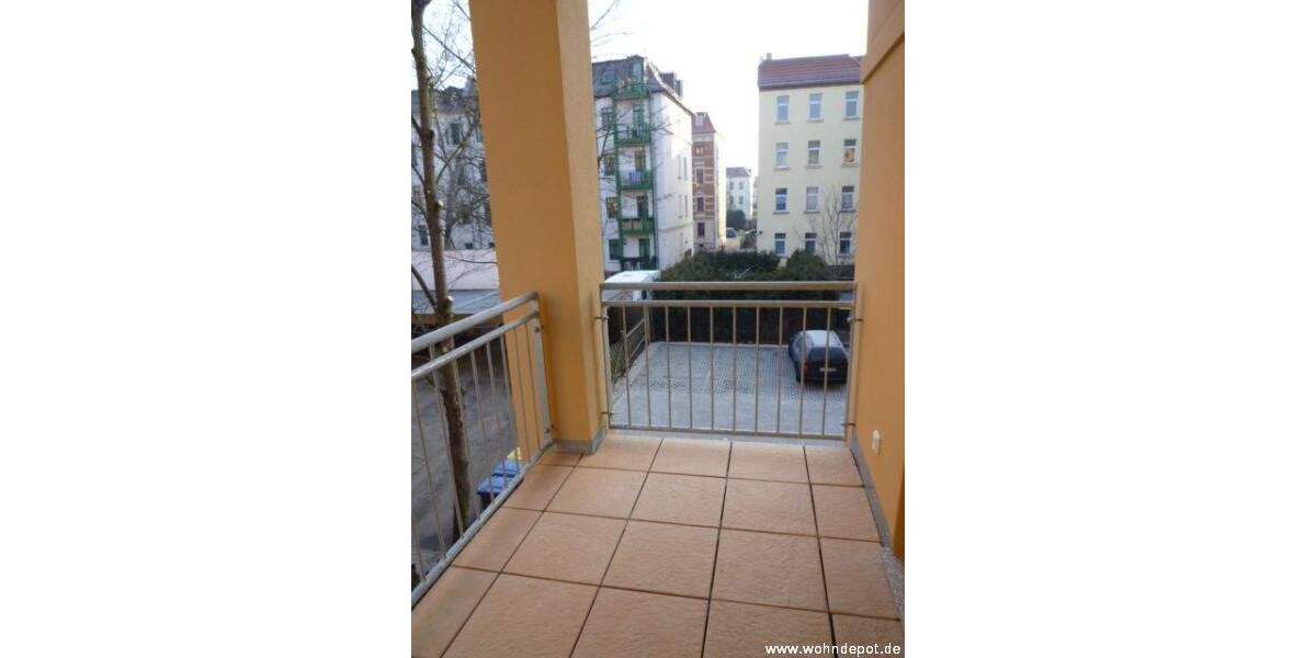 ab 15.2.2026 * 3-Raum-Wohnung * Balkon * Fliesenboden & FuBoHzg. * EBK mgl. * Markkleeberg 3 zimmer