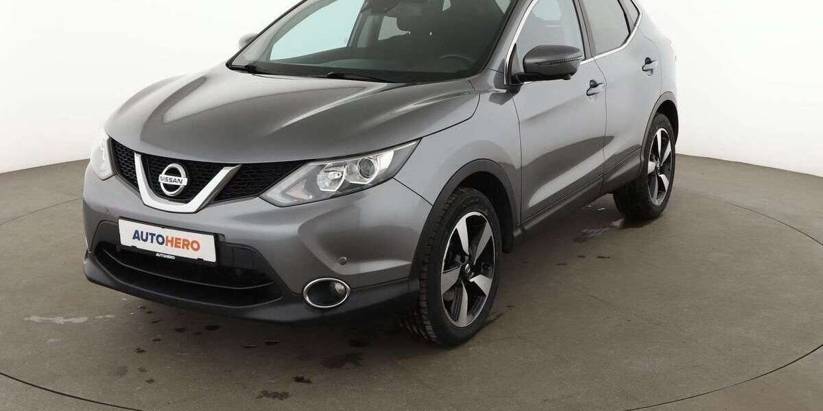Nissan Qashqai 76.324 km 13.250 &euro; Stuttgart 70195