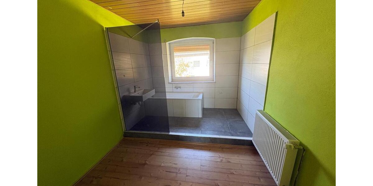 Einfamilienhaus Teuschnitz - 1 Zimmer, 90 m&sup2;, 750&euro; | Angebot:26664885