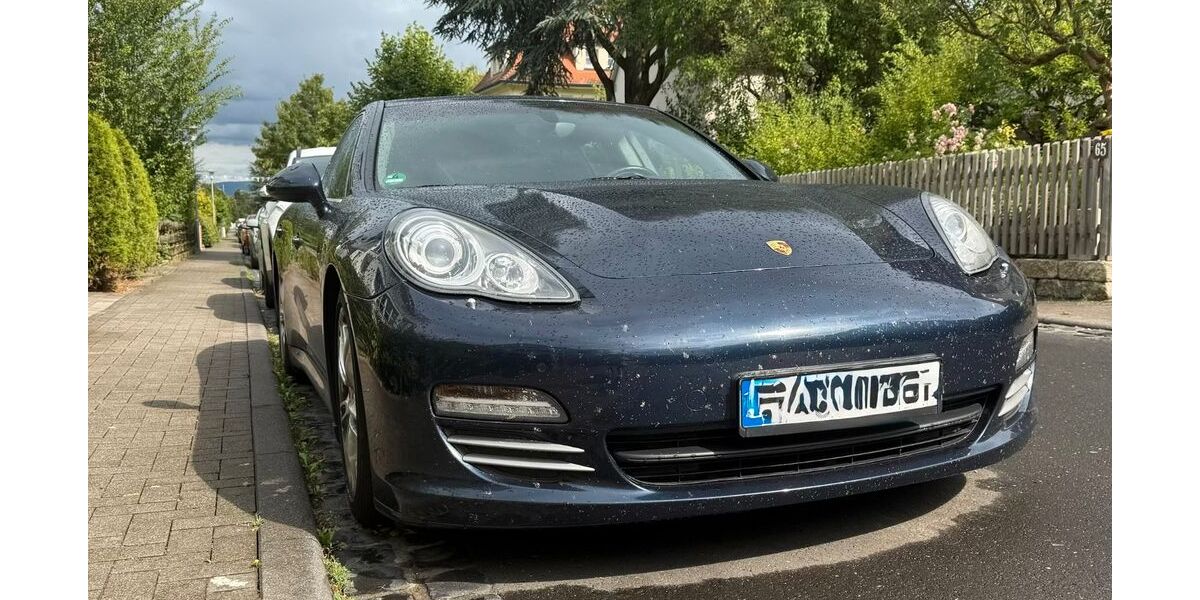 Porsche Panamera 204.000 km 22.690 &euro; Kassel 34130