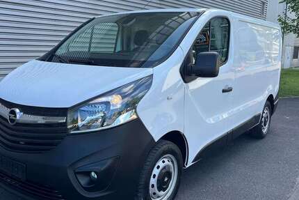 Opel Vivaro 85.000 km 13.790 &euro; Frankfurt am Main 65933