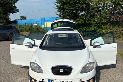 Seat Leon 230.000 km 4.499 &euro; Eggebek 24852
