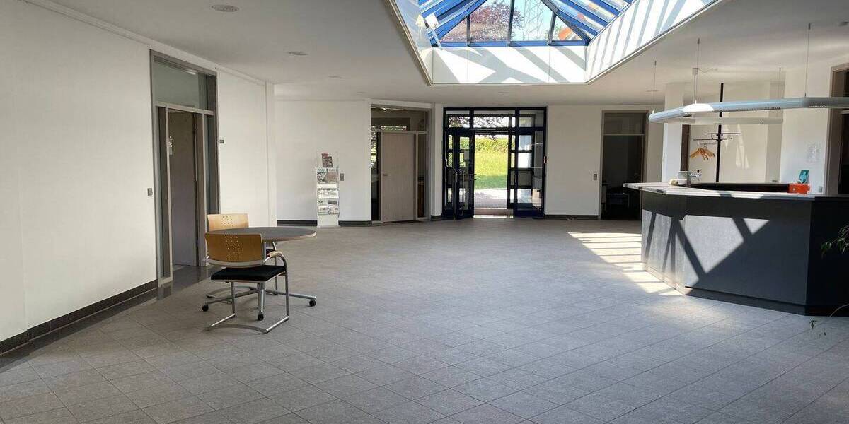 Gewerbeobjekt Reutlingen Jettenburg - 1 Zimmer, 645 m&sup2;, 5.800&euro; | Angebot:25536740