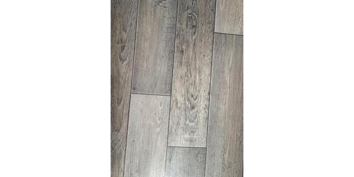 Dachgeschoßwohnung Weida - 2.5 Zimmer, 60 m&sup2;, 300&euro; | Angebot:25047677