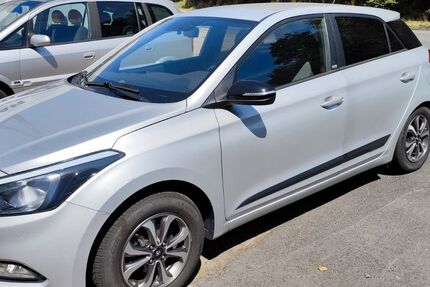 Hyundai i20 107.400 km 6.900 &euro; Ruppichteroth 53809