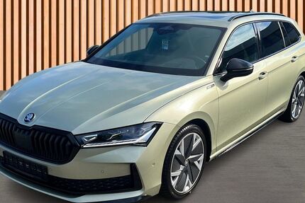 Skoda Superb 17.048 km 41.880 &euro; Dresden 01328