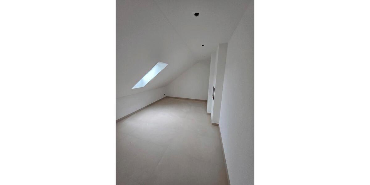 Dachgeschoßwohnung Rheinfelden (Baden) - 3 Zimmer, 80 m&sup2;, 1.200&euro; | Angebot:26400920