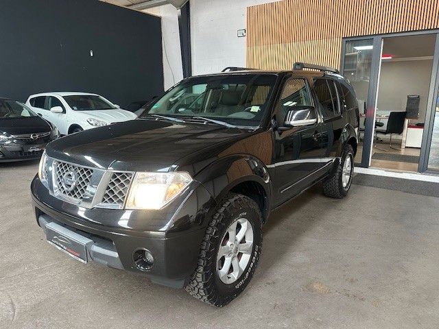 Nissan Pathfinder 251.104 km 5.450 € Hamburg 21029