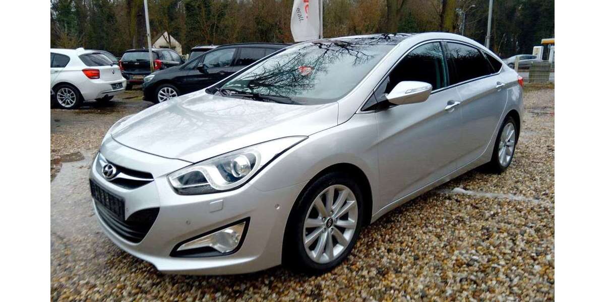 Hyundai i40 235.000 km 7.499 &euro; Fredersdorf-Vogelsdorf 15370