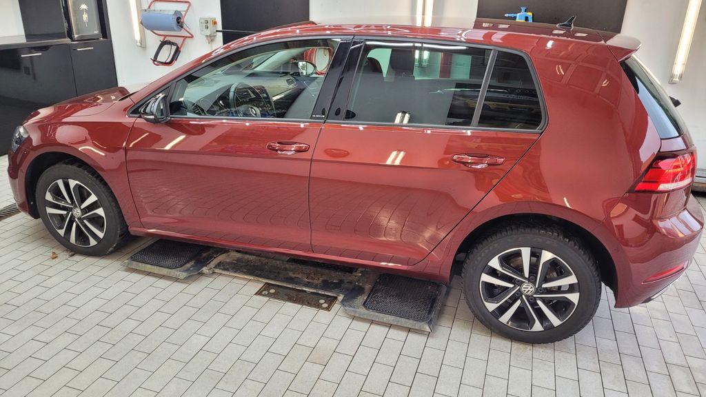VW Golf 61.000 km 16.499 &euro; Nienburg 06429