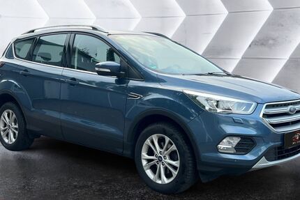 Ford Kuga 88.000 km 12.999 € Berlin 12439