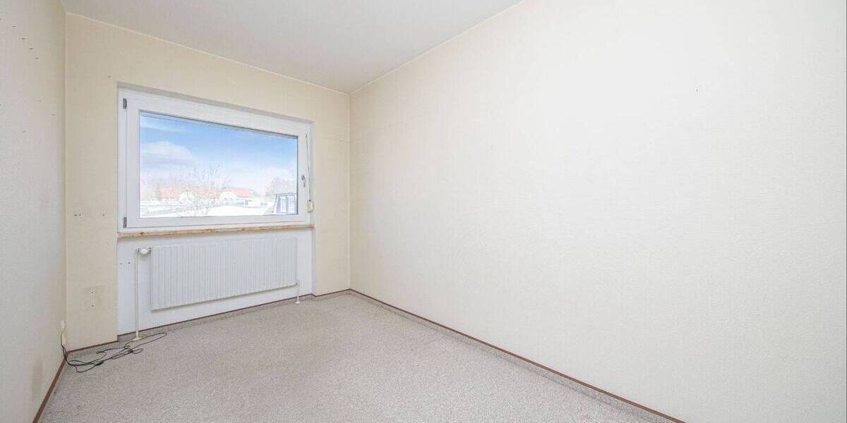 Etagenwohnung Rendsburg - 3 Zimmer, 90 m&sup2;, 150.000&euro; | Angebot:26082809