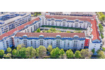 BETONGOLD: Vermietete, attraktive 1-Zimmerwohnung mit West-Terrasse in hochwertig errichtetem MFH