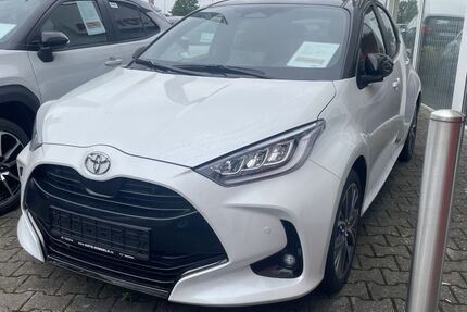 Toyota Yaris 1.950 km 29.890 € Erkelenz 41812