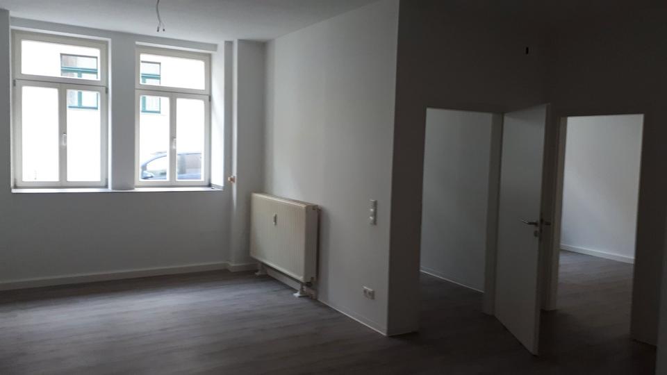 Erdgeschoßwohnung Sangerhausen - 2 Zimmer, 64 m&sup2;, 400&euro; | Angebot:26635235