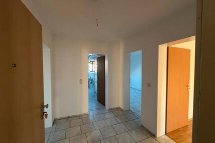 Zentrale 3 Zimmer DG-Wohnung mit Balkon