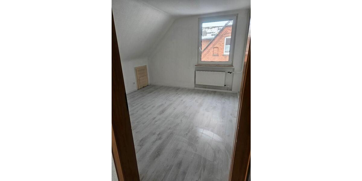 Dachgeschoßwohnung Rehburg-Loccum Loccum - 3.5 Zimmer, 65 m&sup2;, 800&euro; | Angebot:26334683