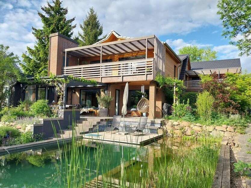 Haus zum Kaufen in Lüneburg 985.000 € 250 m²
