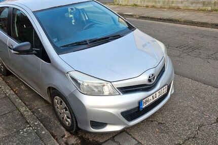 Toyota Yaris 265.000 km 4.700 &euro; Hamburg 21077