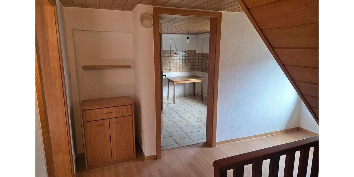 Einfamilienhaus Wilnsdorf - 9 Zimmer, 205 m&sup2;, 159.000&euro; | Angebot:26962353