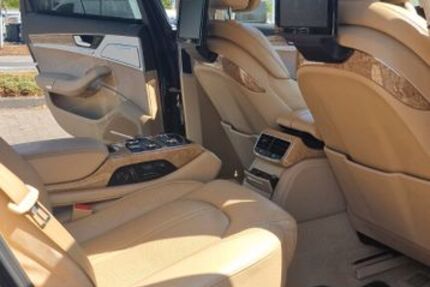 Audi A8 294.000 km 21.000 &euro; Bonn 53117