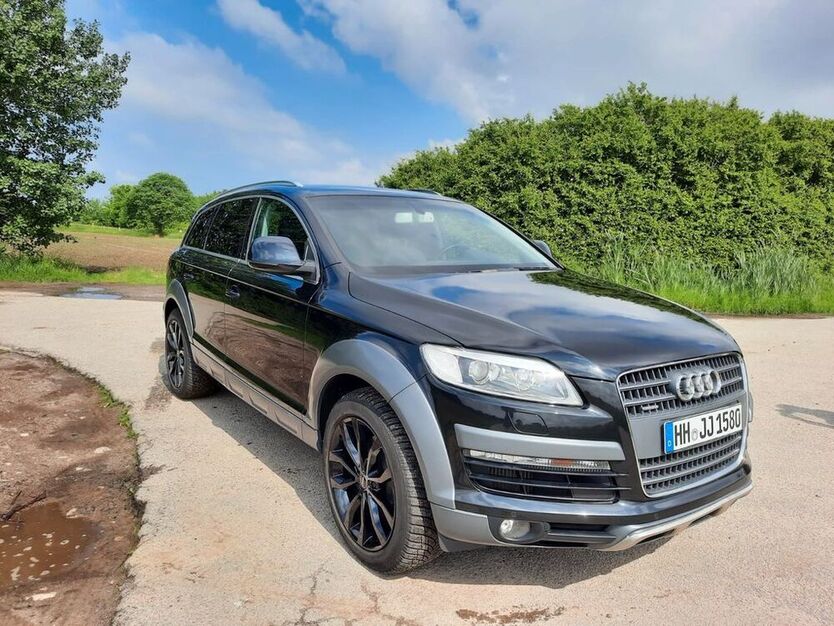 Q7