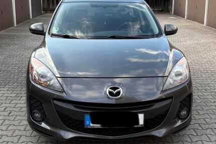 Mazda 3 213.000 km 4.200 &euro; München 81739