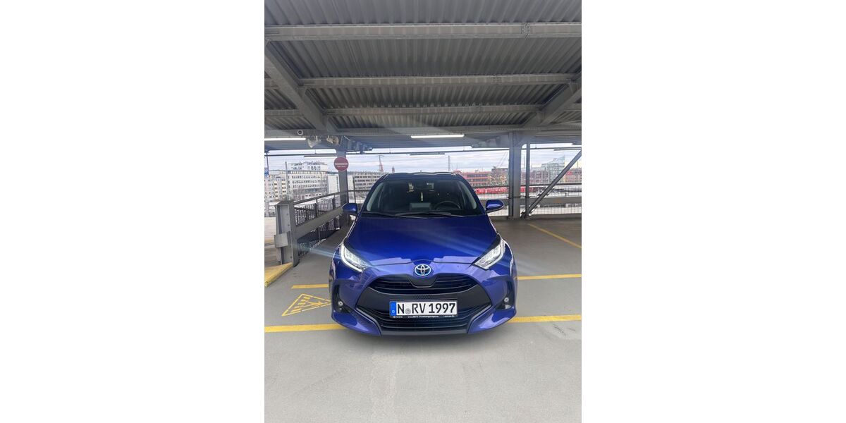 Toyota Yaris 28.000 km 18.000 &euro; Nürnberg 90429