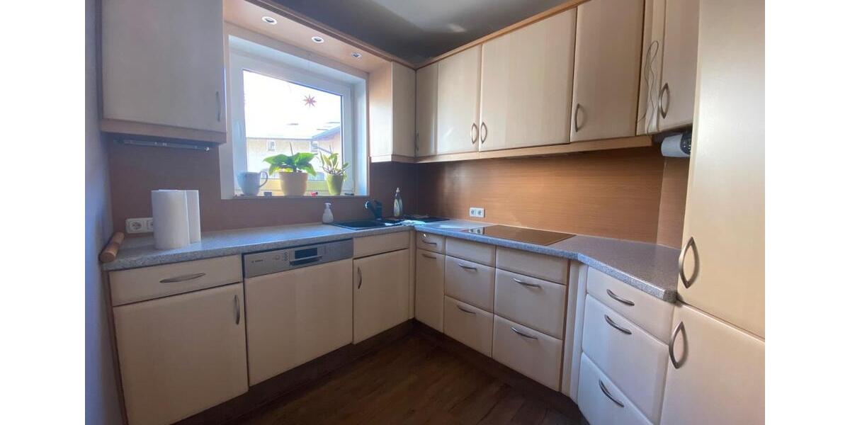 Etagenwohnung Rostock - 5 Zimmer, 160 m&sup2;, 2.360&euro; | Angebot:26268964