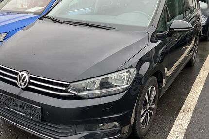 VW Touran 85.980 km 19.995 € Chemnitz - Mittelbach 09224