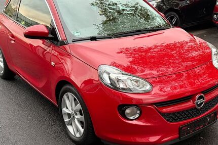 Opel Adam 71.500 km 8.300 &euro; Wiesbaden 65203