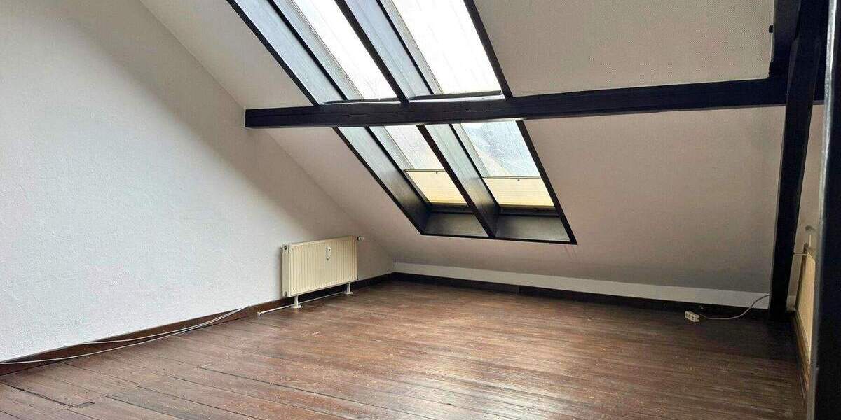 Etagenwohnung Mönchengladbach Stadtmitte - 4 Zimmer, 138 m&sup2;, 425.000&euro; | Angebot:24843097