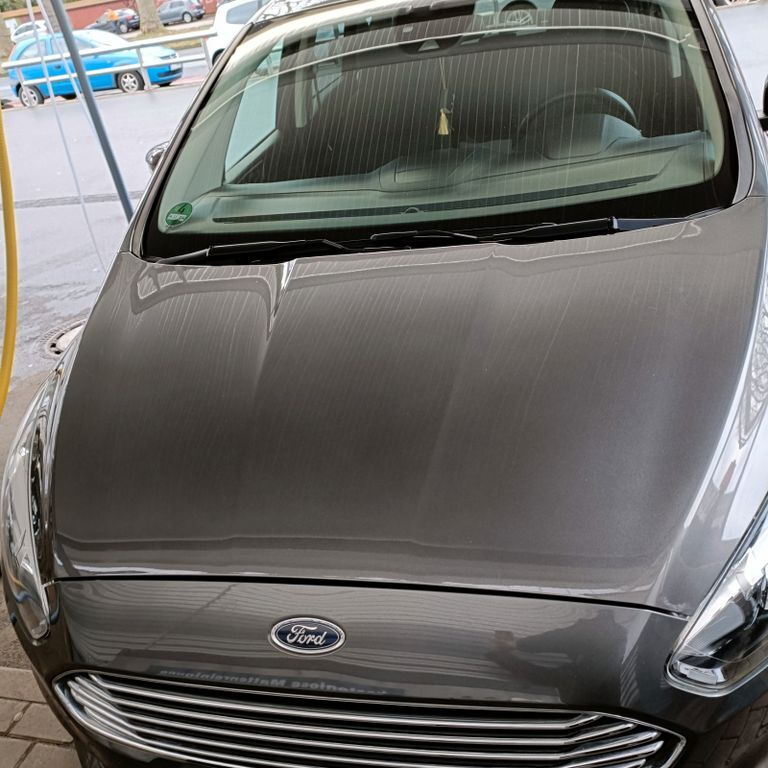 Ford S-Max 86.000 km 17.999 € Köln 50767