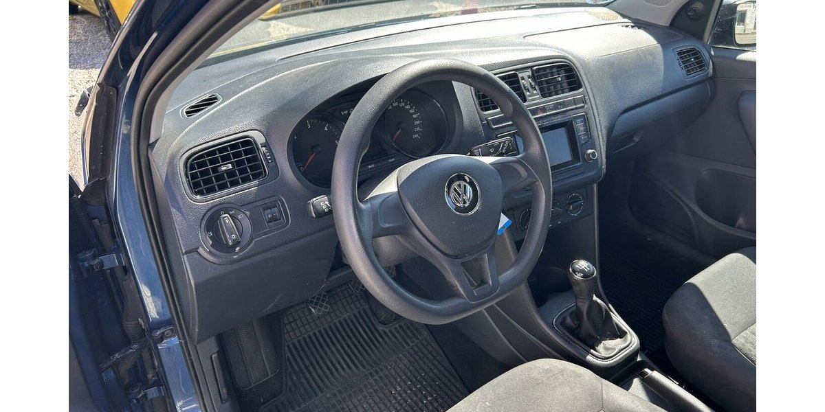 VW Polo 1.4 TDi Trendline Klima PDC Euro6 Motorschade 201.430 km 2.500 &euro; Altdorf 84032