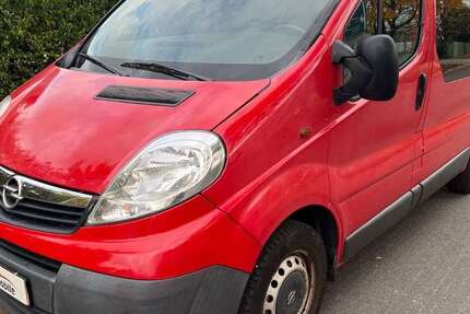 Opel Vivaro 147.000 km 6.200 € Witten 58454