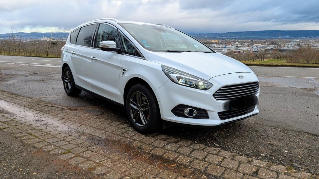 Ford S-Max 90.000 km 19.299 &euro; Mülheim-Kärlich 56218