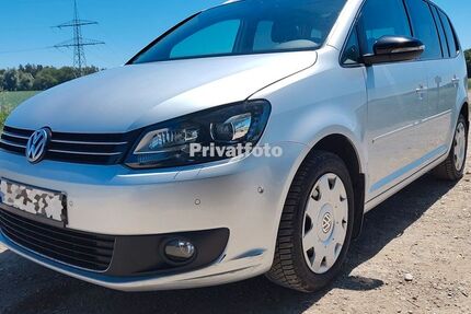 VW Touran 282.300 km 5.900 &euro; Augsburg 86199