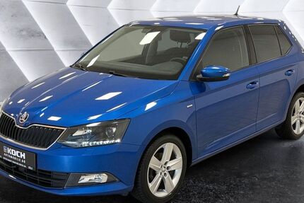 Skoda Fabia 95.000 km 10.990 &euro; Berlin 12681