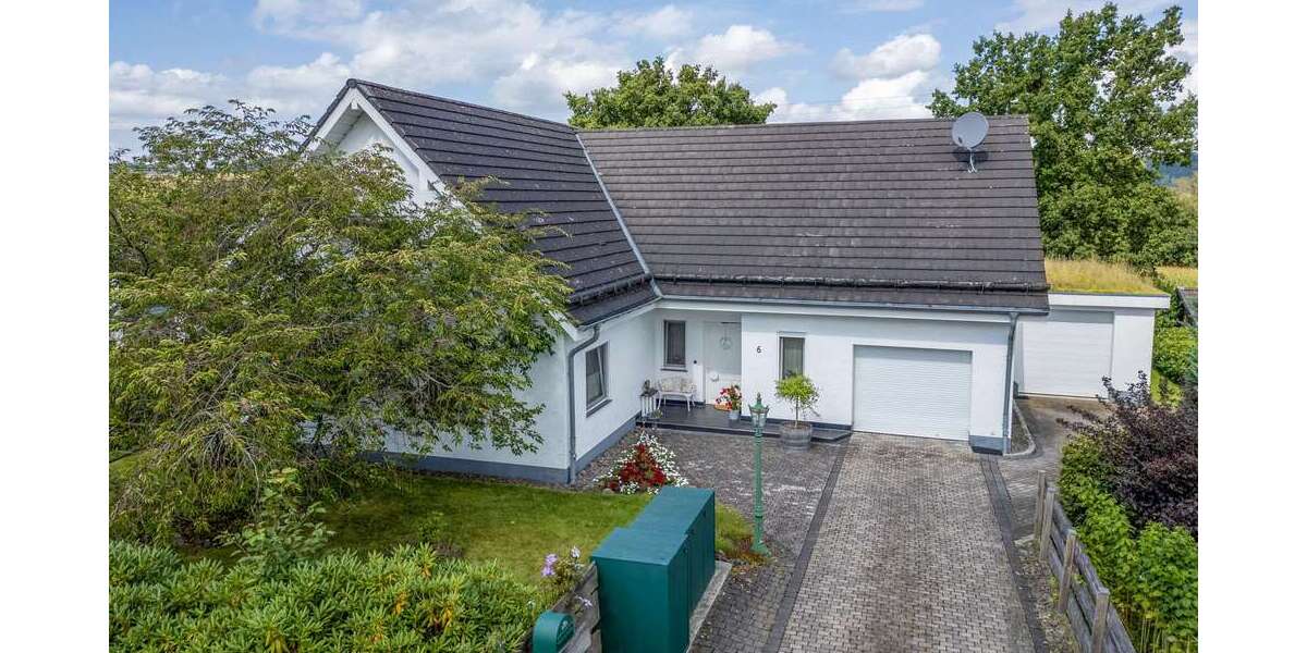Einfamilienhaus Schmallenberg - 6 Zimmer, 208 m&sup2;, 425.000&euro; | Angebot:25812832