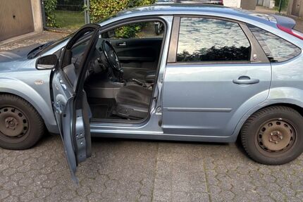 Ford Focus 223.000 km 999 &euro; Köln 51061
