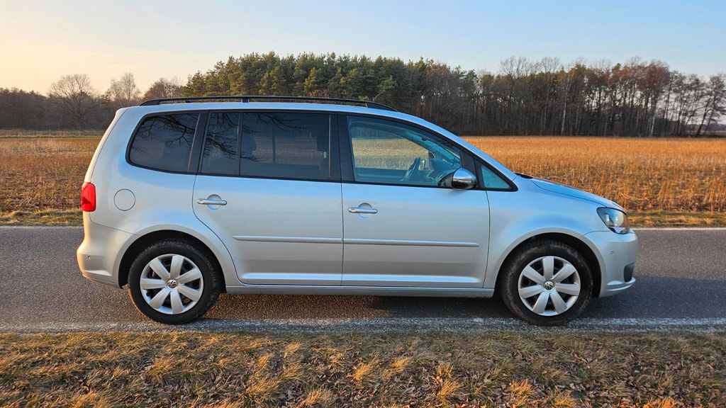 VW Touran 234.000 km 5.490 &euro; Radibor 02627