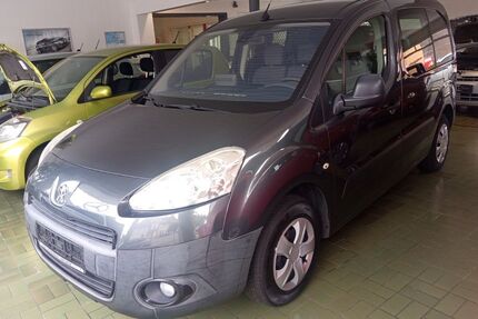 Peugeot Partner 107.000 km 7.300 € Rheine 48432