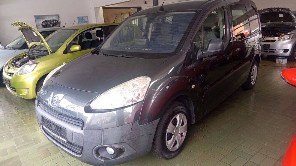Peugeot Partner 107.000 km 7.300 € Rheine 48432