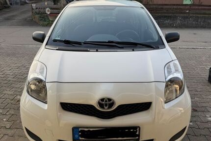 Toyota Yaris 186.000 km 3.700 &euro; Marxheim 86688