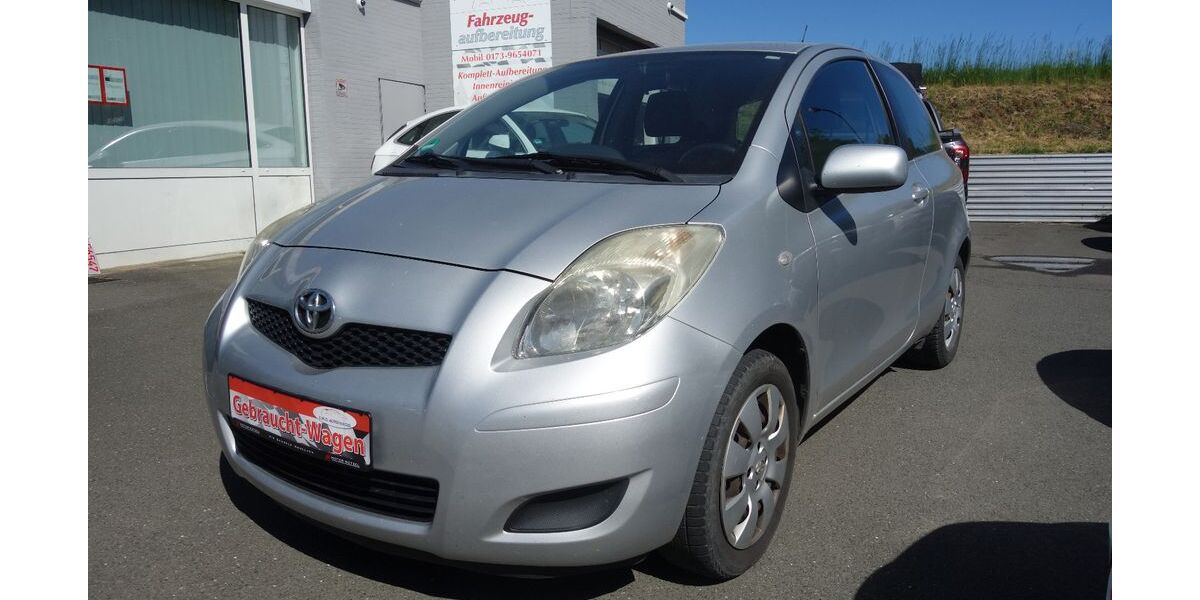 Toyota Yaris 167.000 km 2.490 &euro; Hof 95030