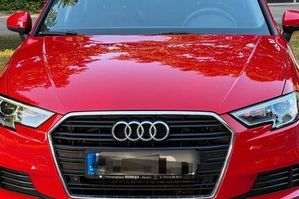 Audi A3 108.000 km 17.900 &euro; Rielasingen-Worblingen 78239